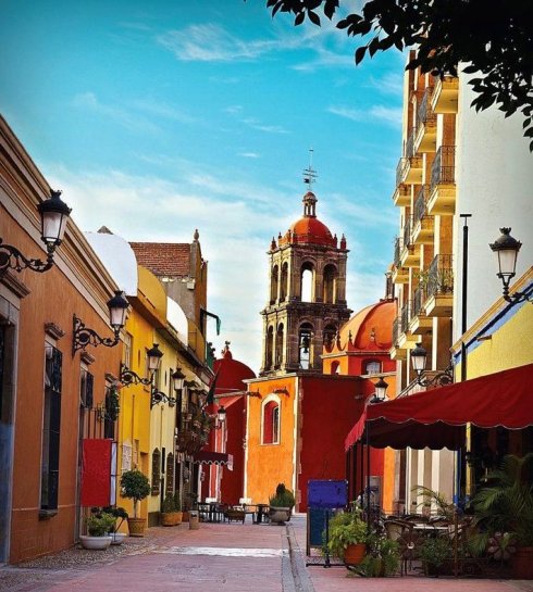 Download to your phone, tablet, laptop on Amazon.com, Amazon.com.mx; Barnes and Noble, bn.com; Kobo.com (now includes sony Readers) and on Google Play. Search William J. Conaway.