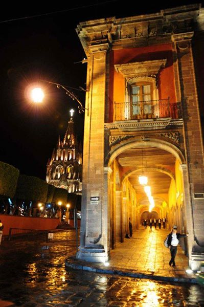 Download to your phone, tablet, laptop on Amazon.com, Amazon.com.mx; Barnes and Noble, bn.com; Kobo.com (now includes sony Readers) and on Google Play. Search William J. Conaway.