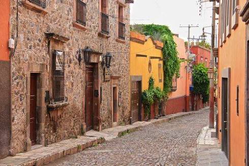 Download to your phone, tablet, laptop on Amazon.com, Amazon.com.mx; Barnes and Noble, bn.com; Kobo.com (now includes sony Readers) and on Google Play. Search William J. Conaway.