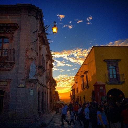 Download to your phone, tablet, laptop on Amazon.com, Amazon.com.mx; Barnes and Noble, bn.com; Kobo.com (now includes sony Readers) and on Google Play. Search William J. Conaway.