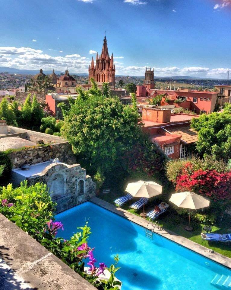 293792010_458365639630347_7384643262184952224_n