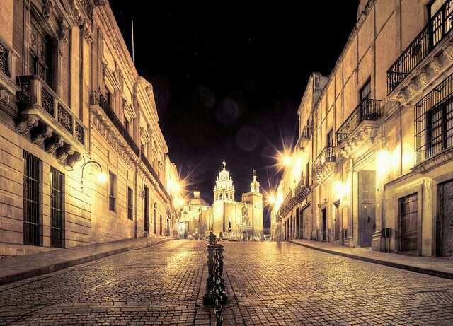 315914_567275966639507_1912132250_n