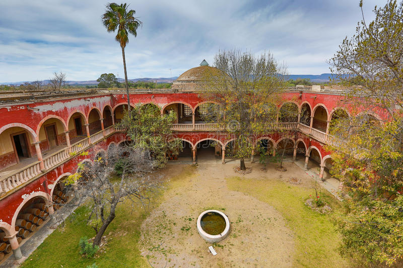 zzz339645222_1293378351257792_2328412449789899643_n