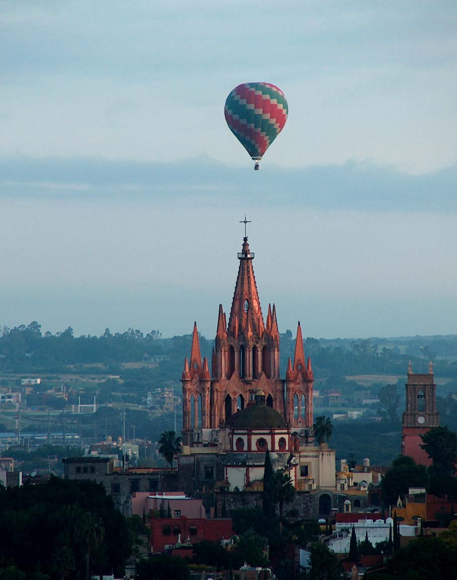 zzzz449755917_8039661482758641_1636196164709000165_n